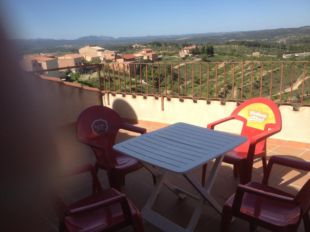 Apartaments La Fabrica Horta de Sant Joan Cameră foto