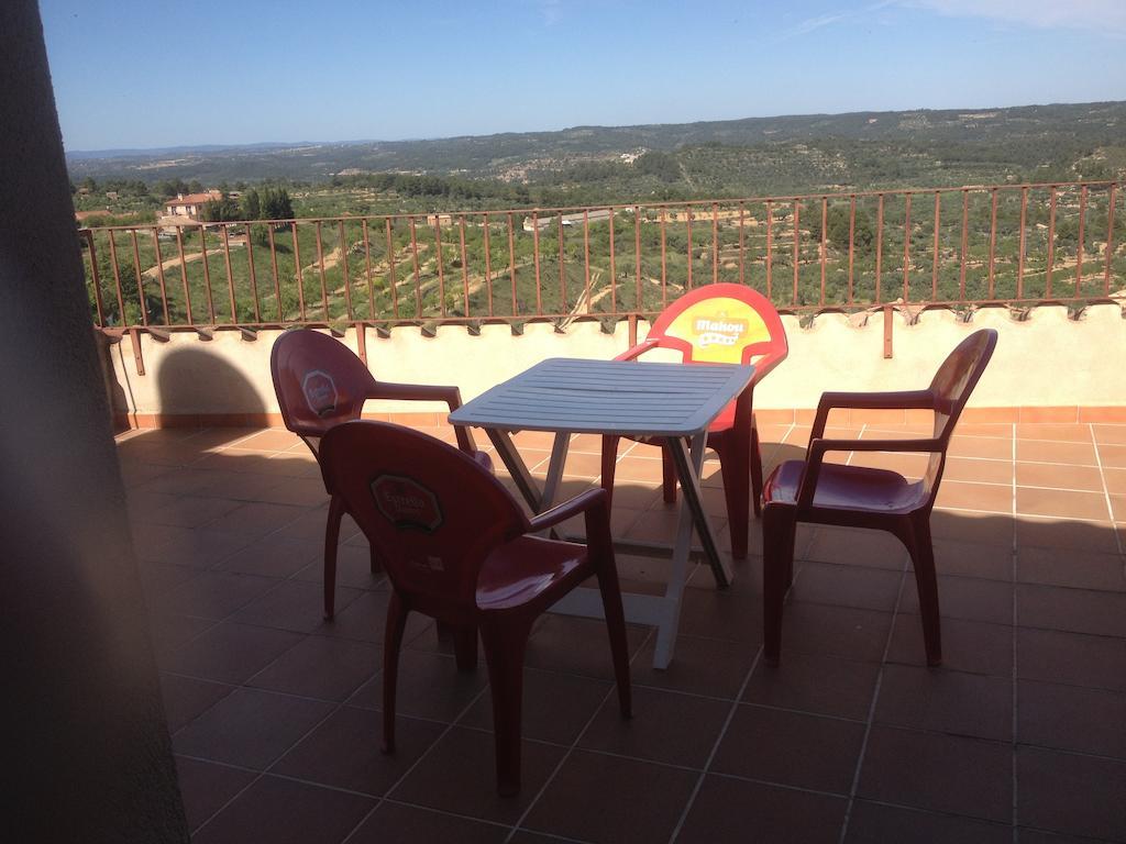 Apartaments La Fabrica Horta de Sant Joan Cameră foto