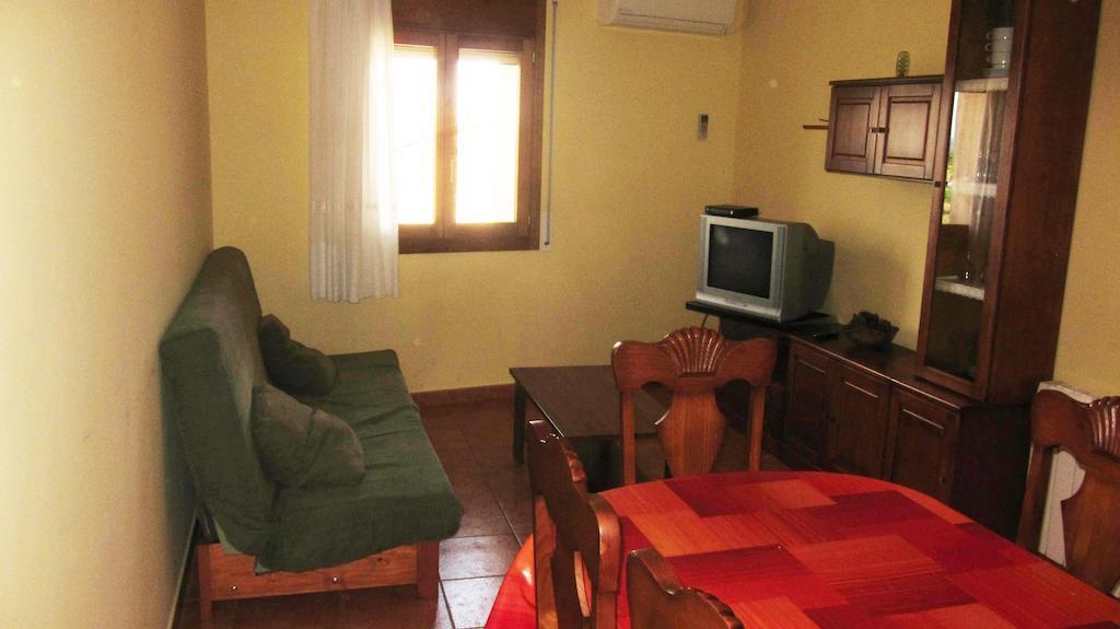 Apartaments La Fabrica Horta de Sant Joan Cameră foto