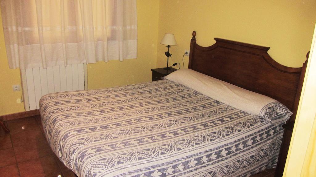 Apartaments La Fabrica Horta de Sant Joan Cameră foto
