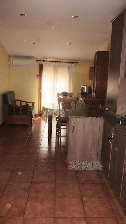 Apartaments La Fabrica Horta de Sant Joan Cameră foto